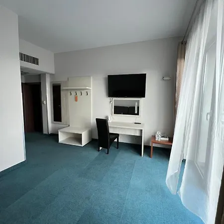 波勒斯基酒店 酒店 3*