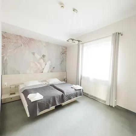 波勒斯基酒店 酒店 3*