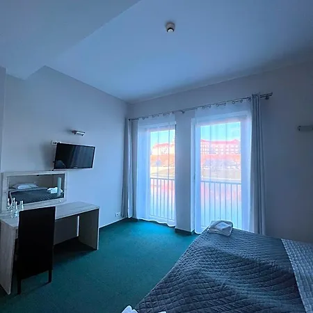 Poleski 3*